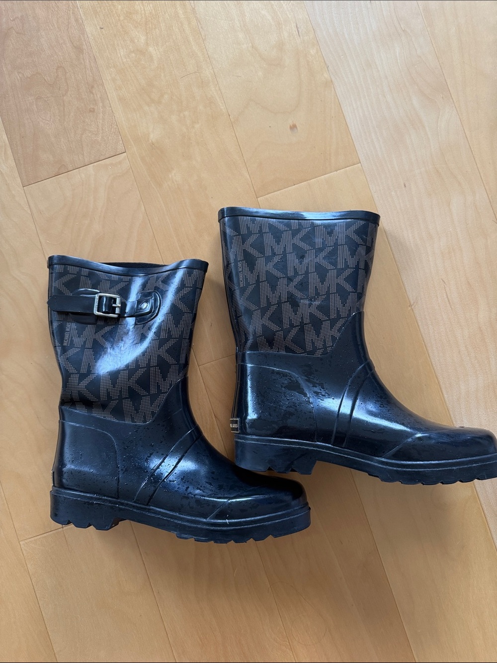 Michael Kors MK Logo Rain Boots size 8/9